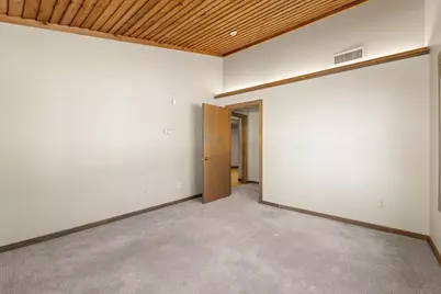 222 Ohio Street, Oshkosh, WI 54902 - Photo 21