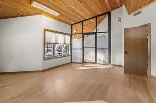 222 Ohio St, Oshkosh, WI 54902 - Photo 5