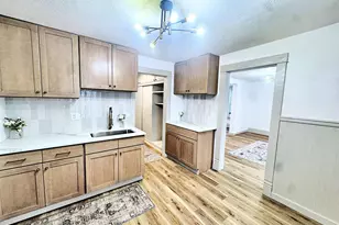 528 Madison St, Reedsville, WI 54230 - Photo 5