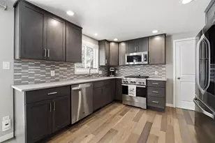 1038 Martin Ave, Fond du Lac, WI 54935 - Photo 5