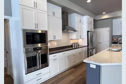 159 N Bedford Road, Green Bay, WI 54311 - Photo 11