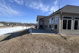 159 N Bedford Rd, Green Bay, WI 54311 - Photo 5