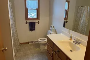 N2420 Wolf Rd, Clintonville, WI 54929 - Photo 11