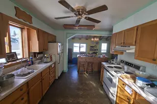 859 Broadway St, Sheboygan Falls, WI 53085 - Photo 9