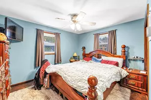 909 Lawton Terrace, Manitowoc, WI 54220 - Photo 9