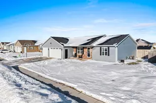 1416 Mera Ln, Kaukauna, WI 54130 - Photo 3