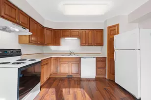 210 River St, Neenah, WI 54956 - Photo 9