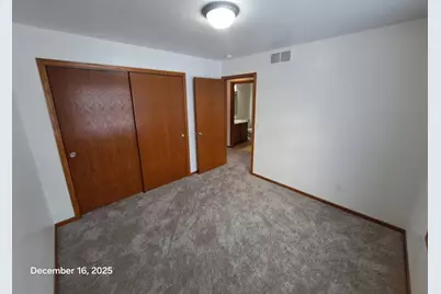 2286 Spring Meadow Drive, Neenah, WI 54956 - Photo 17