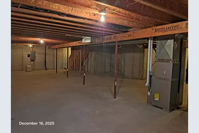 2286 Spring Meadow Drive, Neenah, WI 54956 - Photo 23