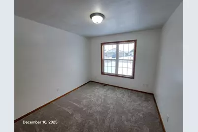 2286 Spring Meadow Drive, Neenah, WI 54956 - Photo 19