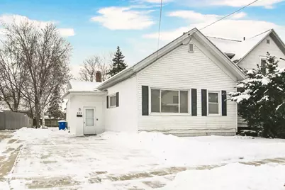 525 School Avenue, Oshkosh, WI 54901 - Photo 1