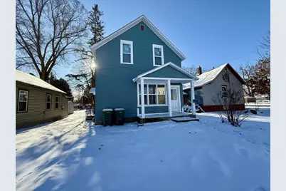 104 Lake Street, Marinette, WI 54143 - Photo 1