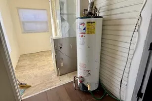 104 Lake St, Marinette, WI 54143 - Photo 9