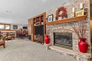 9366 Memory Ln, Neenah, WI 54956 - Photo 13