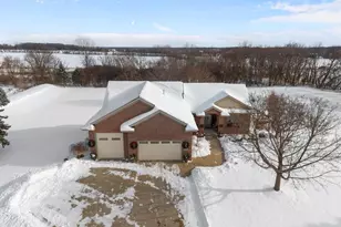 9366 Memory Ln, Neenah, WI 54956 - Photo 85