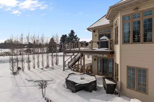 9366 Memory Ln, Neenah, WI 54956 - Photo 29