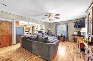 1020 Goodell St, Green Bay, WI 54301 - Photo 5