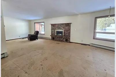 W9230 State Road 21, Wautoma, WI 54982 - Photo 5