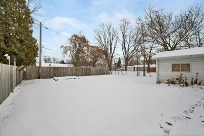 1735 E Mason Street, Green Bay, WI 54302 - Photo 39