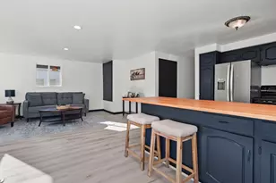 846 Bellevue St, Green Bay, WI 54302 - Photo 11