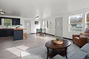 846 Bellevue St, Green Bay, WI 54302 - Photo 5