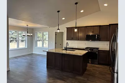 N3983 Wettering Way, Kaukauna, WI 54130 - Photo 3