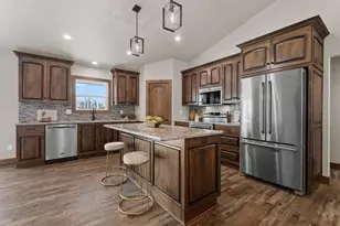 6340 Hidden Hls Ct, Denmark, WI 54208 - Photo 9