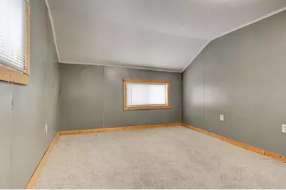 1031 Spruce Street, Marinette, WI 54143 - Photo 17