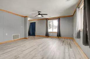 1031 Spruce St, Marinette, WI 54143 - Photo 11