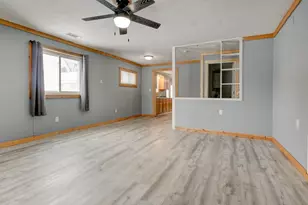 1031 Spruce St, Marinette, WI 54143 - Photo 13