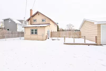 1031 Spruce Street, Marinette, WI 54143 - Photo 33