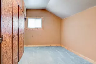 1031 Spruce St, Marinette, WI 54143 - Photo 27