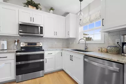 1855 Southbridge Road, De Pere, WI 54115 - Photo 9