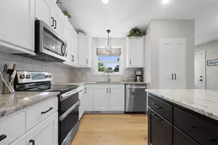 1855 Southbridge Rd, De Pere, WI 54115 - Photo 11