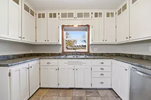 394 Wettstein Ave, Fond du Lac, WI 54935 - Photo 9