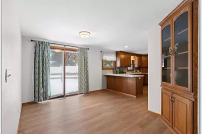 1360 Glen Road, Ashwaubenon, WI 54313 - Photo 11