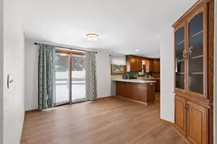 1360 Glen Rd, Ashwaubenon, WI 54313 - Photo 11