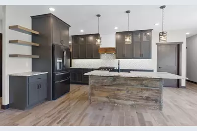 2664 Chambers Crossing, Green Bay, WI 54313 - Photo 7