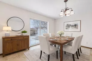 4642 Ridge Ct, Manitowoc, WI 54220 - Photo 7