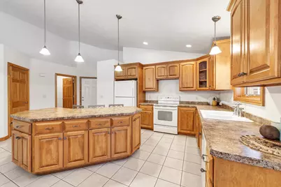 1062 Coronado Court, Oneida, WI 54155 - Photo 9