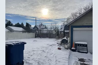 229 E Irving Avenue, Oshkosh, WI 54901 - Photo 19