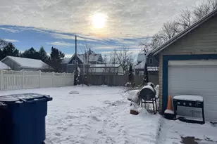 229 E Irving Ave, Oshkosh, WI 54901 - Photo 19