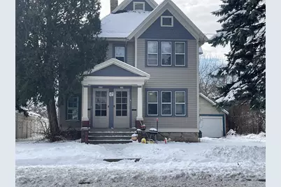 229 E Irving Avenue, Oshkosh, WI 54901 - Photo 1