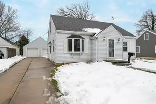 1717 W Franklin St, Appleton, WI 54914 - Photo 27