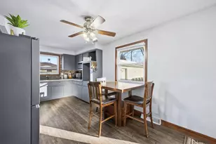 1419 W 3rd St, Kimberly, WI 54136 - Photo 7