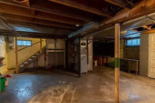 952 Bond St, Green Bay, WI 54303 - Photo 23