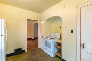 952 Bond St, Green Bay, WI 54303 - Photo 13