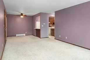 2672 Humboldt Rd, Green Bay, WI 54311 - Photo 5