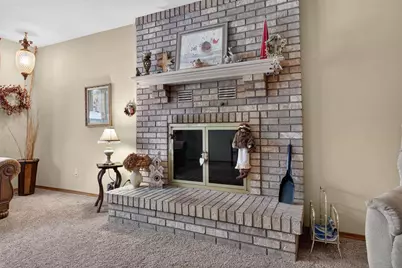 2516 W Sunnyview Circle, Appleton, WI 54914 - Photo 3