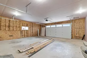 2849 Ruschfield Dr, Oshkosh, WI 54904 - Photo 53